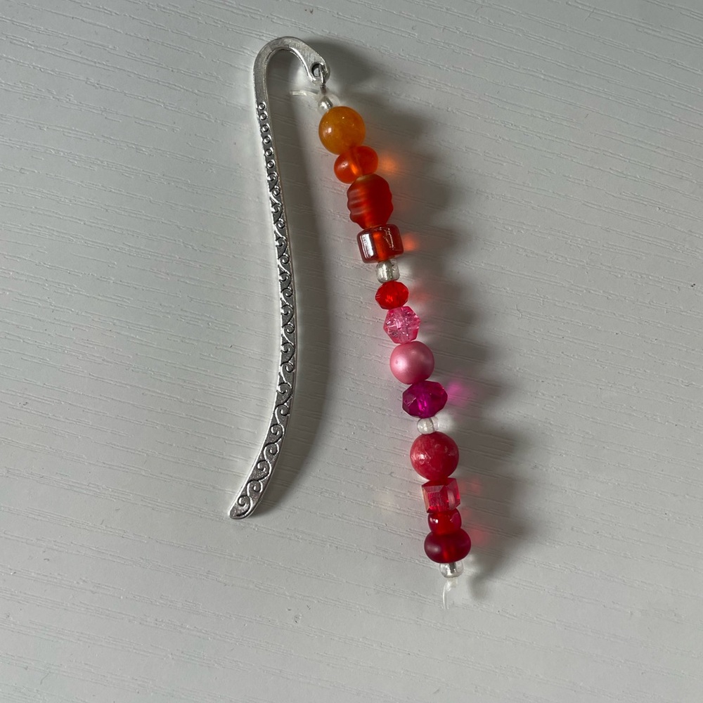 Handmade Orange to Pink to Red Gradient Beaded Bookmark with Silver Hook